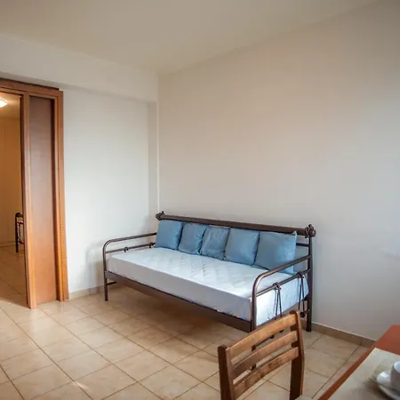 Evianna Apartament Mousata