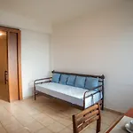 Evianna Lägenhet Mousata