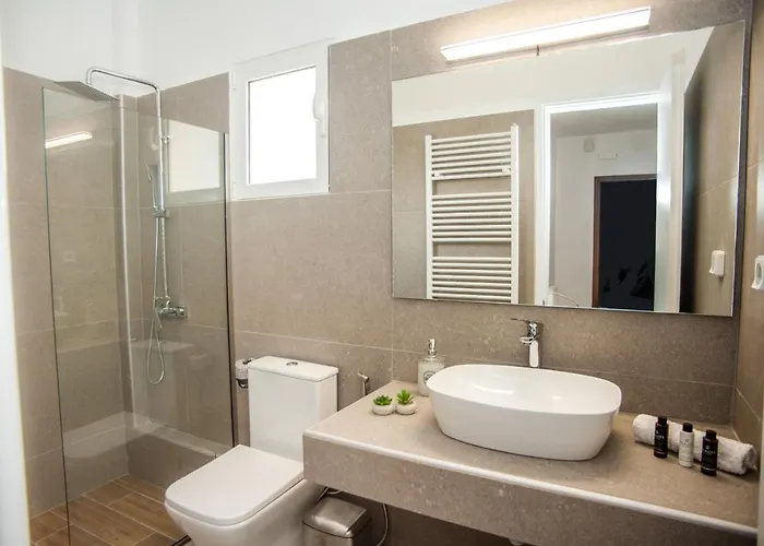 Evianna Apartment *