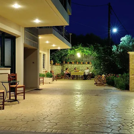 爱维纳公寓 * 莫斯塔