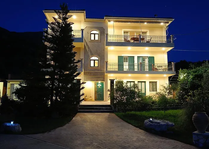 アパート Evianna Mousata